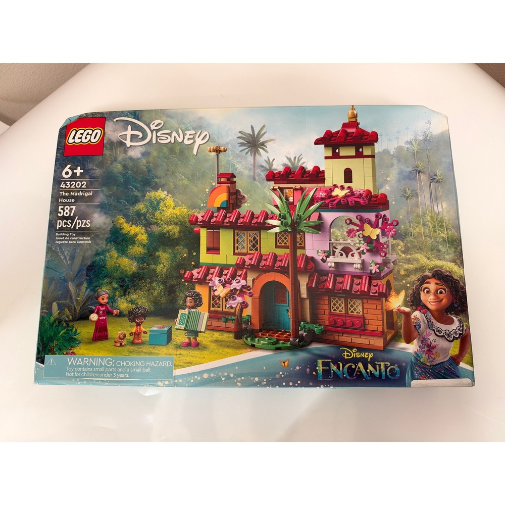 LEGO Disney Encanto The Madrigal House 43202 Building Set 587 Pieces New Sealed